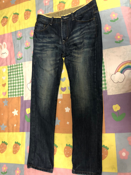 男士直筒牛仔裤（不退换，两件以上可议价，看...