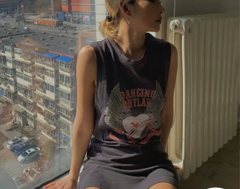 酷复古街拍个性做旧印花无袖背心女夏外穿显瘦...