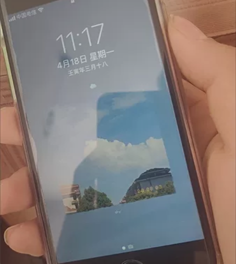 苹果8闲置在家挺久了换了新手机了苹果也没啥...