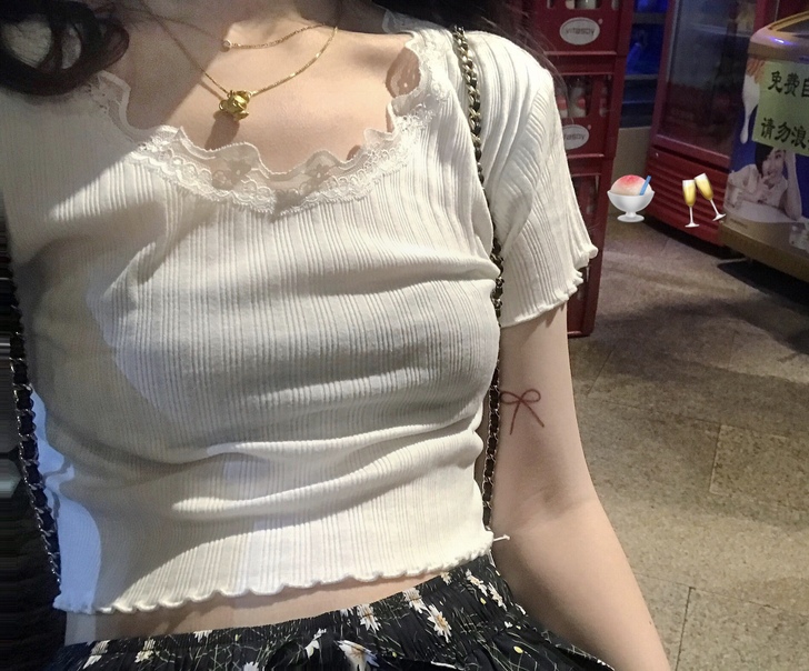 uungchuuu叠穿神器 推荐~蕾丝边短...