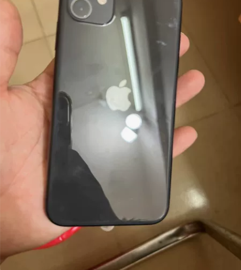 iPhone 11 苹果 128g 已黑解...