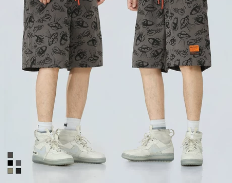 满印卡通飞碟休闲短裤男夏季国潮腰果花宽松运...