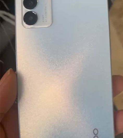 opporen065g，骑车摔了，手机摔的...