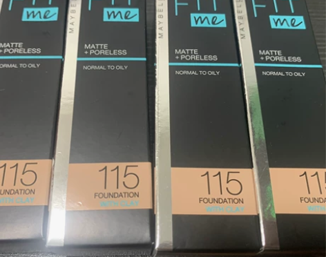 全新美宝莲fitme粉底115 有四个 无...