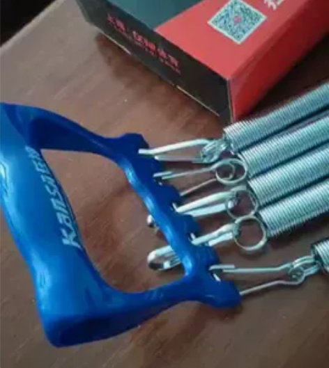 狂神拉力器，全新。因为我是女生，拉不动，转...