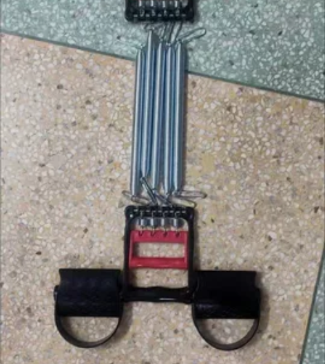 多功能扩胸器 拉力器 握力器 可...