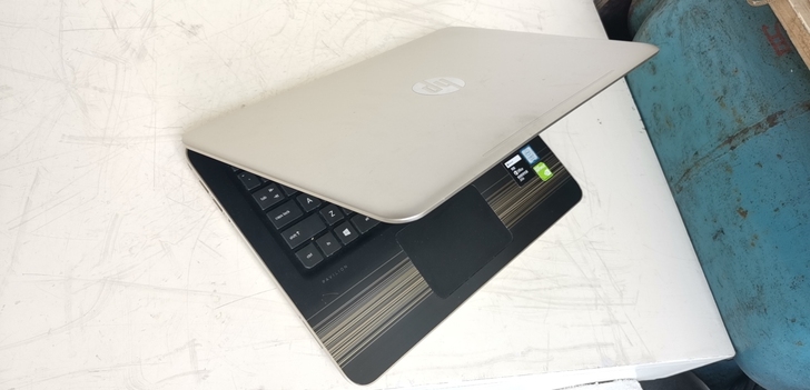 惠普笔记本pavilion14 i7-7...