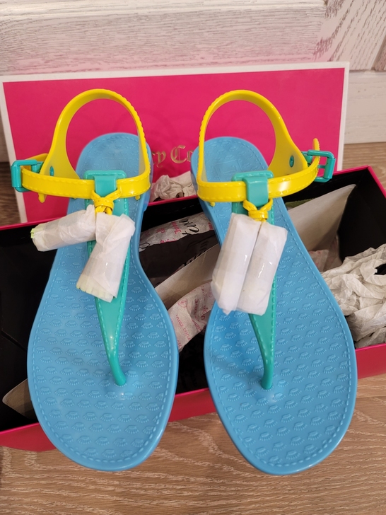 Juicy couture 全新 购于澳门...