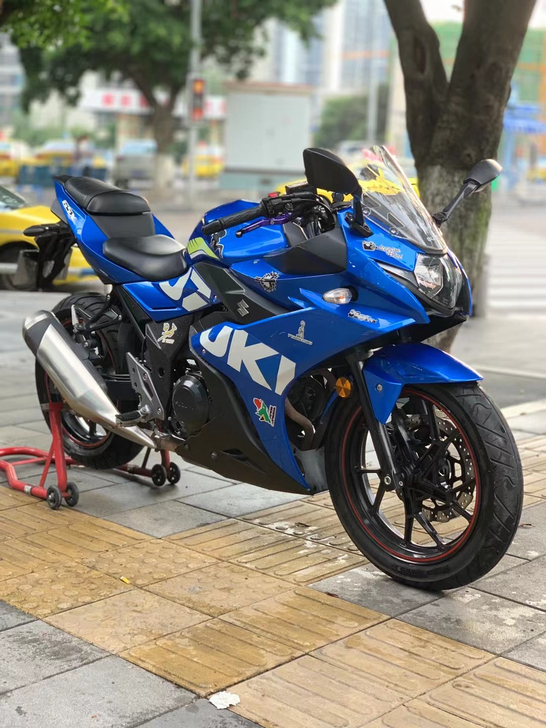 17年铃木GSX250,发动机无拆修,两万...