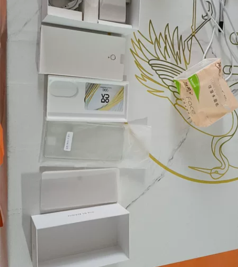 华为nova10pro原装盒全套，包含原装...