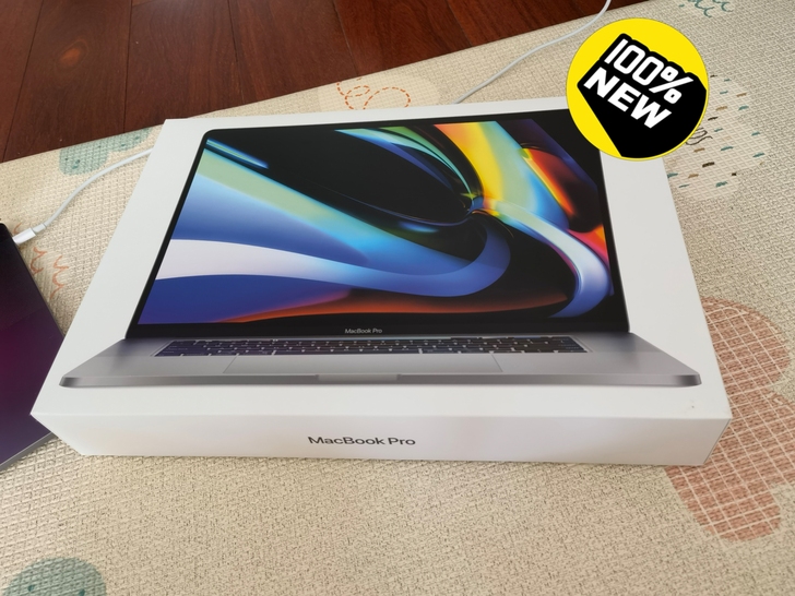 MacBook Pro 16寸的盒子，刚拆...