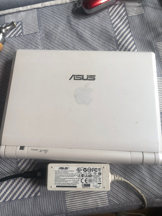 ASUS华硕Eee  PC900上网本笔记本
