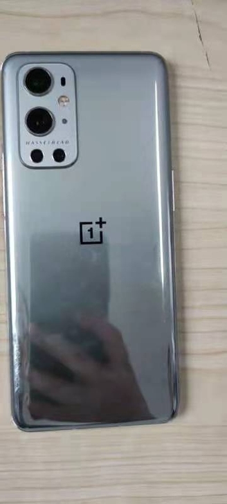 一加9pro最顶配.发票齐全    充电器...