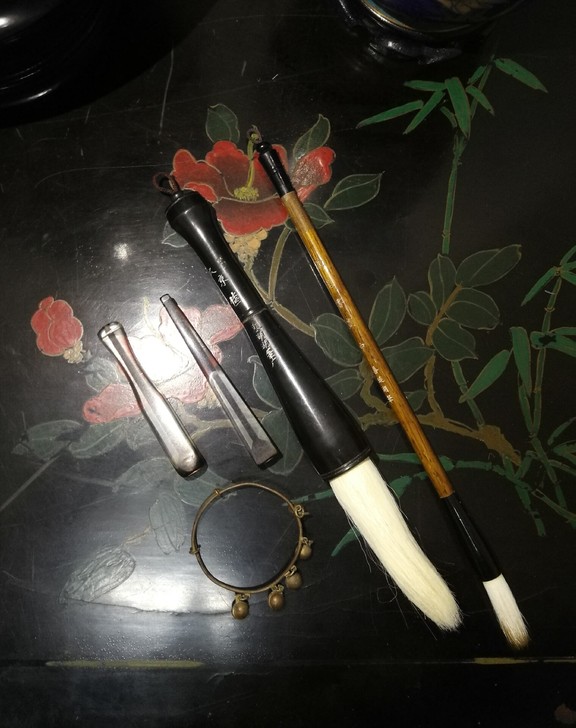 五件一起出、两支八九十年代毛笔(六号京揸已...