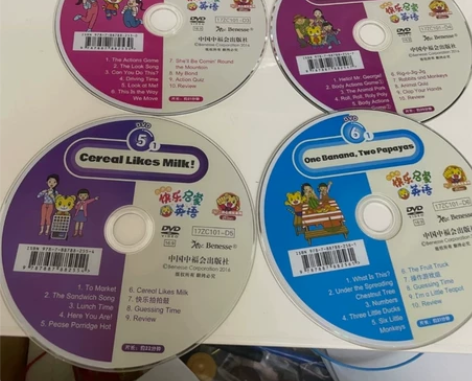 快乐启蒙英语 巧虎英语，快乐启蒙英语，可电...