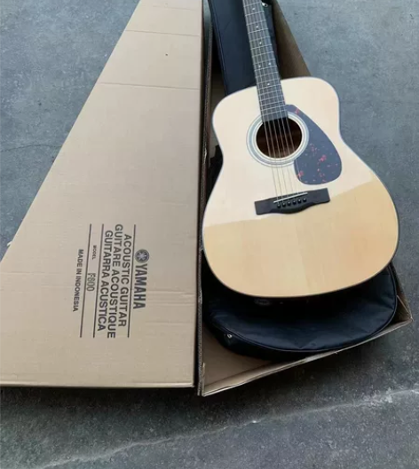 Yamaha/雅马哈f310 ,本人是吉他...