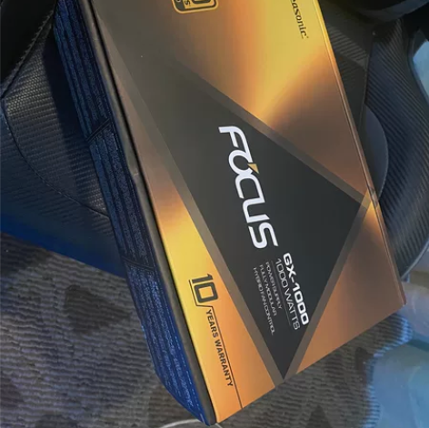 海韵GX-1000，白色版1000WATT...