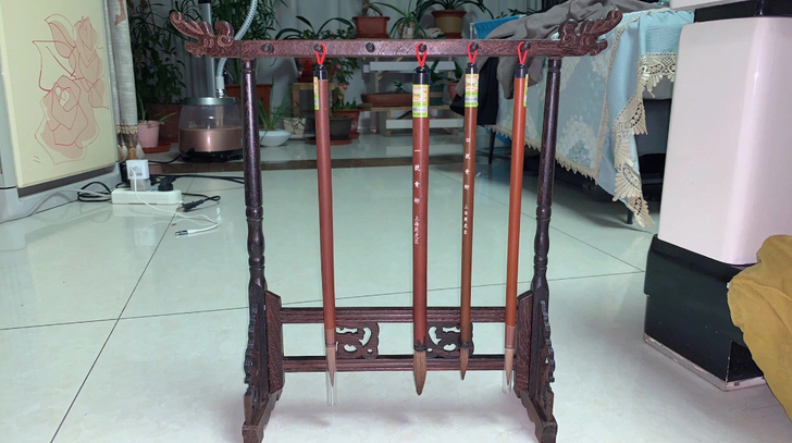 实体店清仓龙头毛笔架6挂12针鸡翅木笔挂 ...