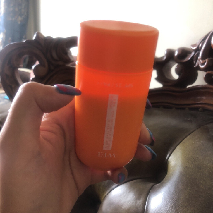 wei轻盈舒缓防晒乳 75ml 9成  正...