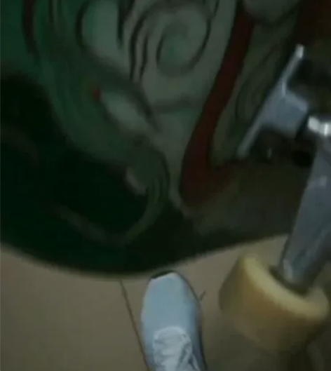 沸点滑板 justice 闲置吃灰，所以出...