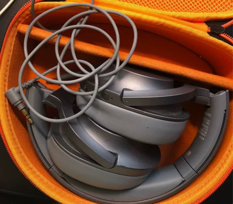 索尼wh900n 使用两年左右，买新故出 ...