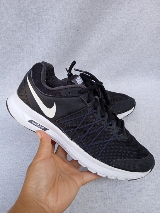 闲置NIKE  耐克 运动鞋  41码  ...