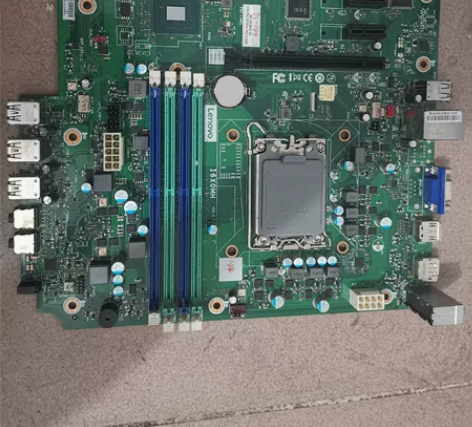 联想原装机主板Q670，联想m750t成色...