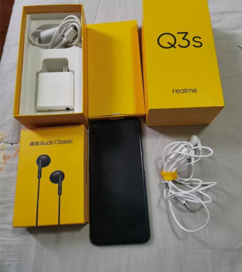 出售一台备用机,真我q3s,8+128.基...