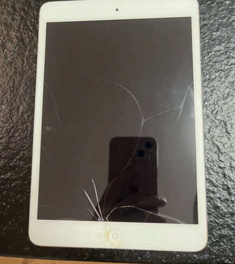 苹果 ipad mini 16g ，外屏玻...