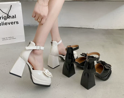 玛丽珍单鞋女2022年春季新款防水台高跟鞋...