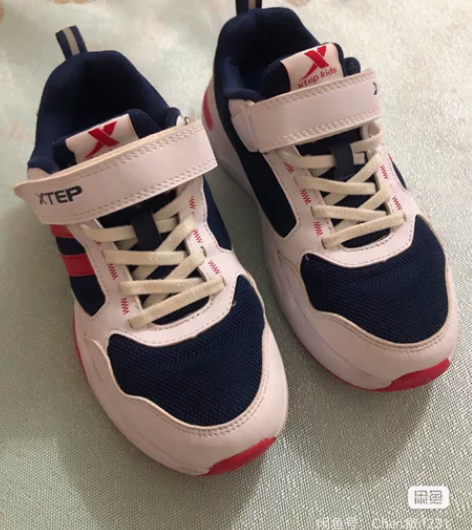 特步儿童运动鞋四季款，适合脚长21-21....