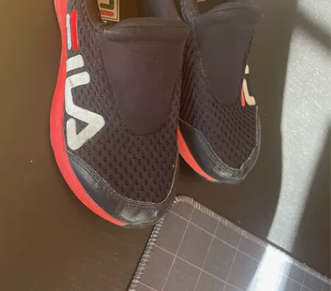 正品斐乐儿童网鞋29码,新旧如图,二手产品...