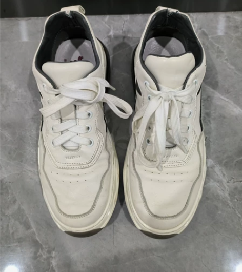 正品二手骆驼休闲鞋 纯牛皮帅气 闲置低价出...