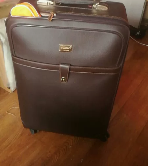 拉杆皮箱，九成新，24寸 高端商务拉杆皮箱...