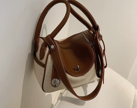 ?拍一发三个包！！！有兴趣的私聊我看包包图...