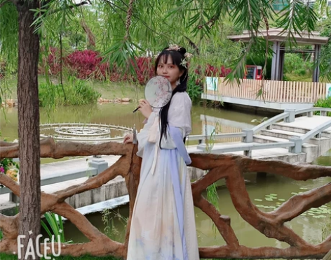 懒得穿汉服打扮了！！出售一整套汉服（包含汉...
