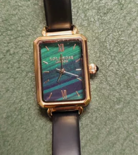 朋友赠送Lola Rose罗拉玫瑰 小绿表...