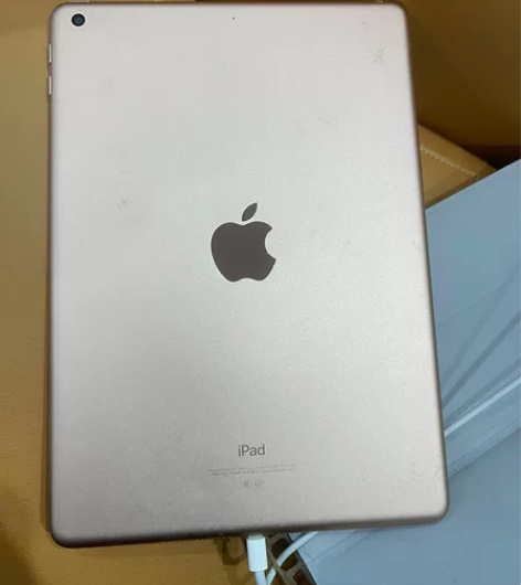 苹果ipad A1893 （第六代） 成色...