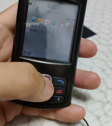 诺基亚N80 港版 待机挺好 自己换了新电...