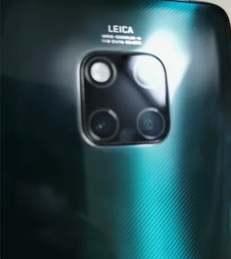 老婆的华为手机换50了 出神机mate20...