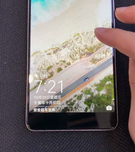 华为 mt9 双卡 4+32g  鸿蒙系统...