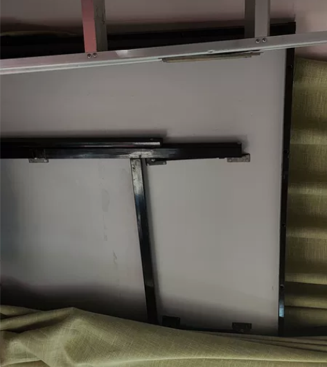 乒乓球桌折叠,带网送拍 感兴趣的话点“我想...