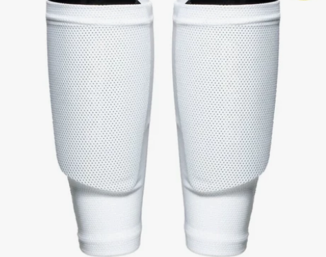 朋友店剩下的，全新包邮足球护腿板袜套足球袜...