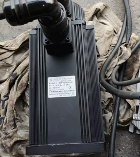 110伺服9牛米3000转2.7kw套装，...