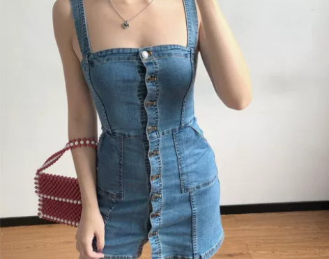 Go Girl Go 欧美单排扣牛仔背带裙...