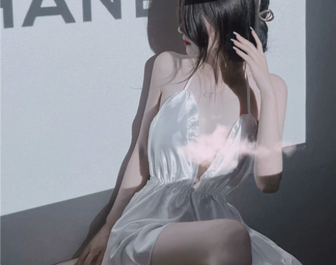 蝴蝶结连衣裙夏季新款短裙甜辣妹小个子显瘦修...