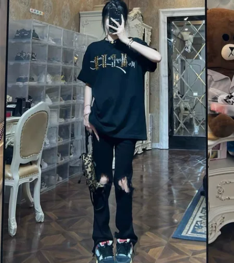 黑色高腰裤/微喇裤/膝盖破洞毛边牛仔裤，全...