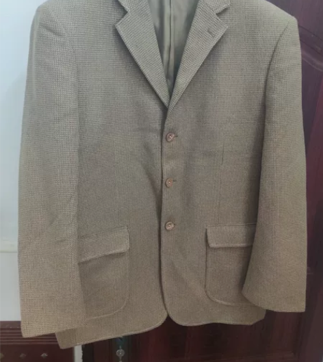 男士休闲西服190码，买大了转给适合的帅哥...