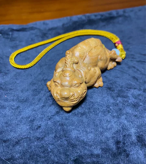 木雕手把件三个一起出88元 [闪亮]家里文...