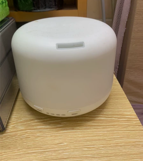 名创优品的加湿器，香薰炉 搬家带不走，便宜...